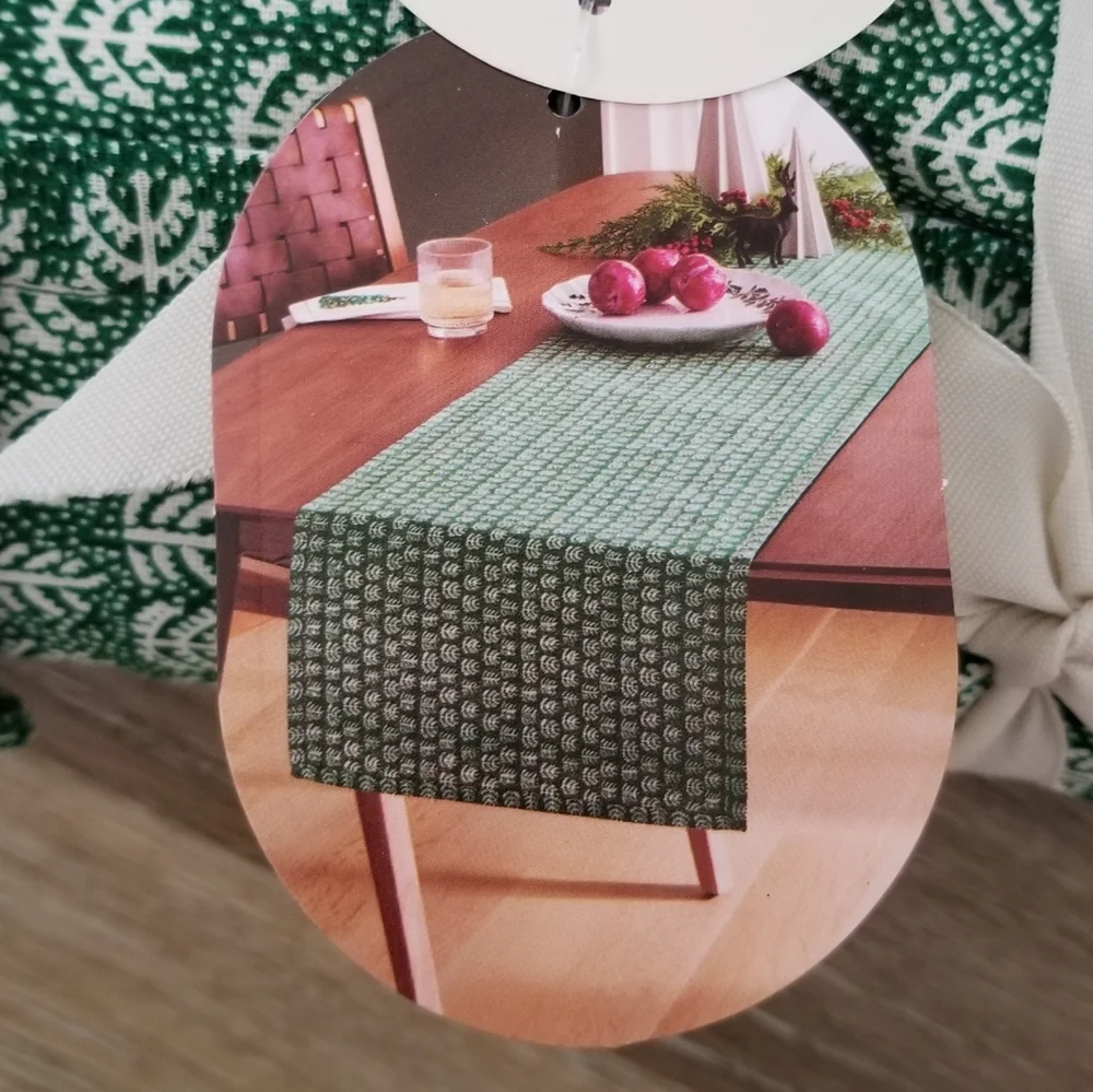 NWT Threshold Christmas Green White Reversible Table Runner